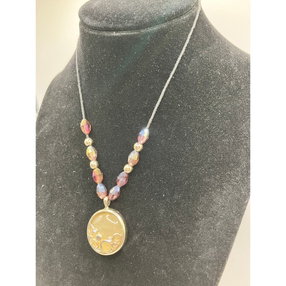 Reversible Metal Circles Pendant Purple Beaded Necklace! - Picture 4 of 15